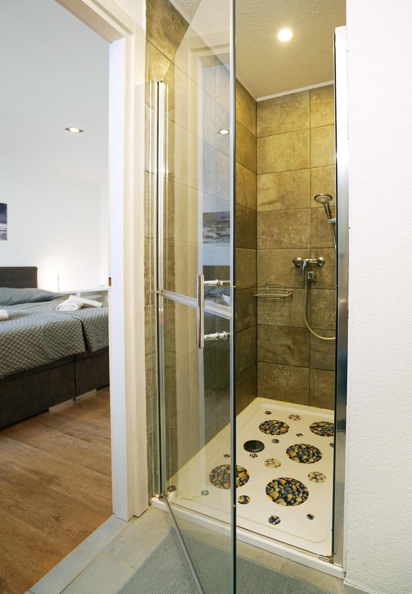 Be Easy In Selva Hotel Locarno Exterior photo